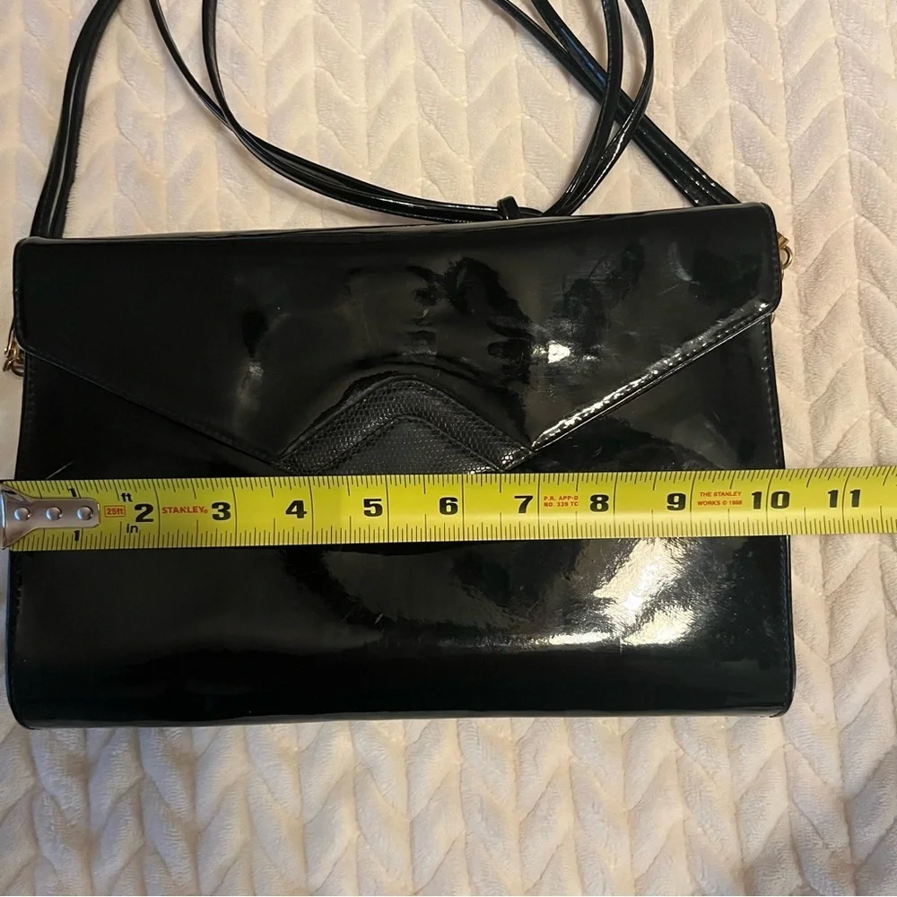 Koret Vintage Patent Leather Black Clutch Envelope Bag Strap Pockets Snap Close